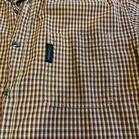 Columbia Sportswear Company button down long striped shirt w one pocket large - Picture 2 of 9